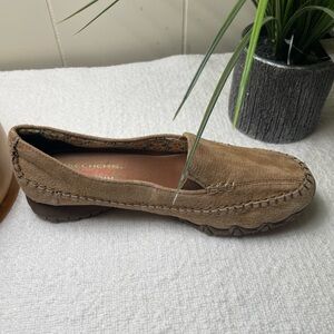 Skechers Tan Suede Loafers for Women